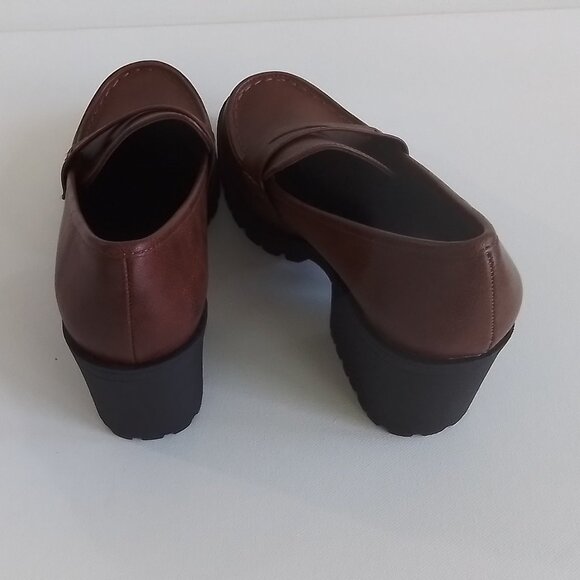New Soda Chunky Mid Heel Brown Sole Penny Loafers 8M - Picture 2 of 5
